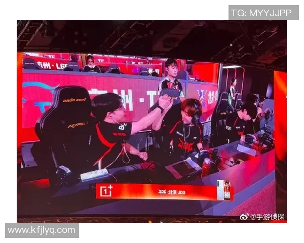 和平精英专题:深入分析JDG战队在比赛中的灵活应变策略与战术执行 和平精英专题:深入分析JDG战队在比赛中的灵活应变策略与战术执行