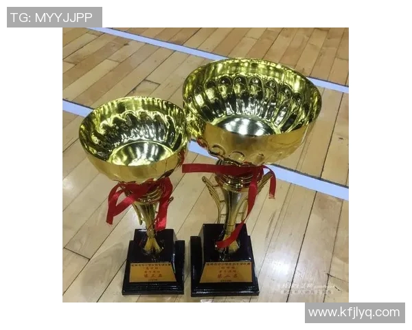 广州羽毛球队逆袭全国锦标赛的辉煌历程与背后故事 广州羽毛球队逆袭全国锦标赛的辉煌历程与背后故事