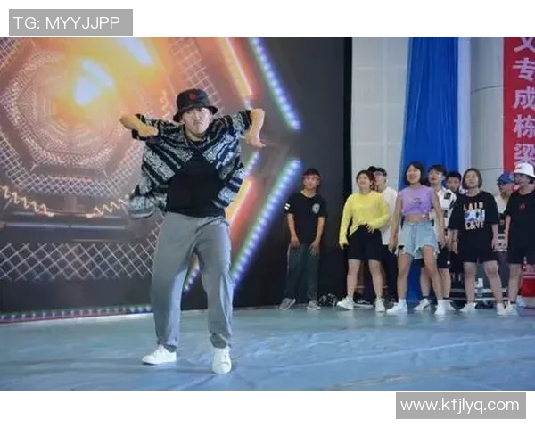 全国街舞大赛特别报道：广州攀岩队如何在舞台上绽放青春与梦想的光彩