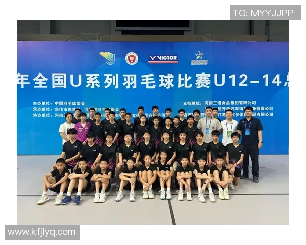 武汉羽毛球队状态引发热议球迷对球队表现的不同看法与期待