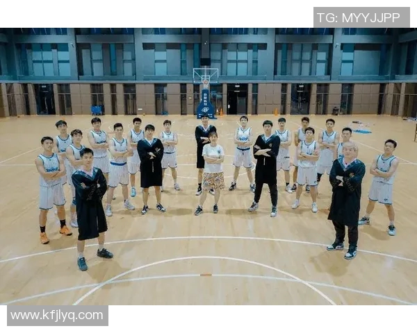 吴冠希：从青年才俊到篮球赛场的璀璨明星之路与成长故事