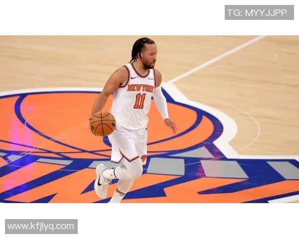 尼克斯与掘金激战正酣球迷期待精彩对决与惊艳表现